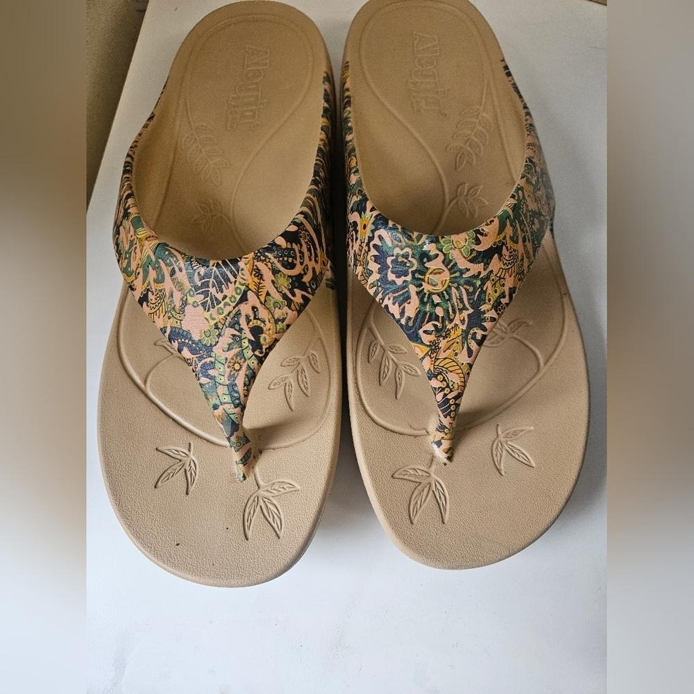 Alegria By PG Lite Floral Beige Women's Sandals Sz 10 - Picture 6 of 9